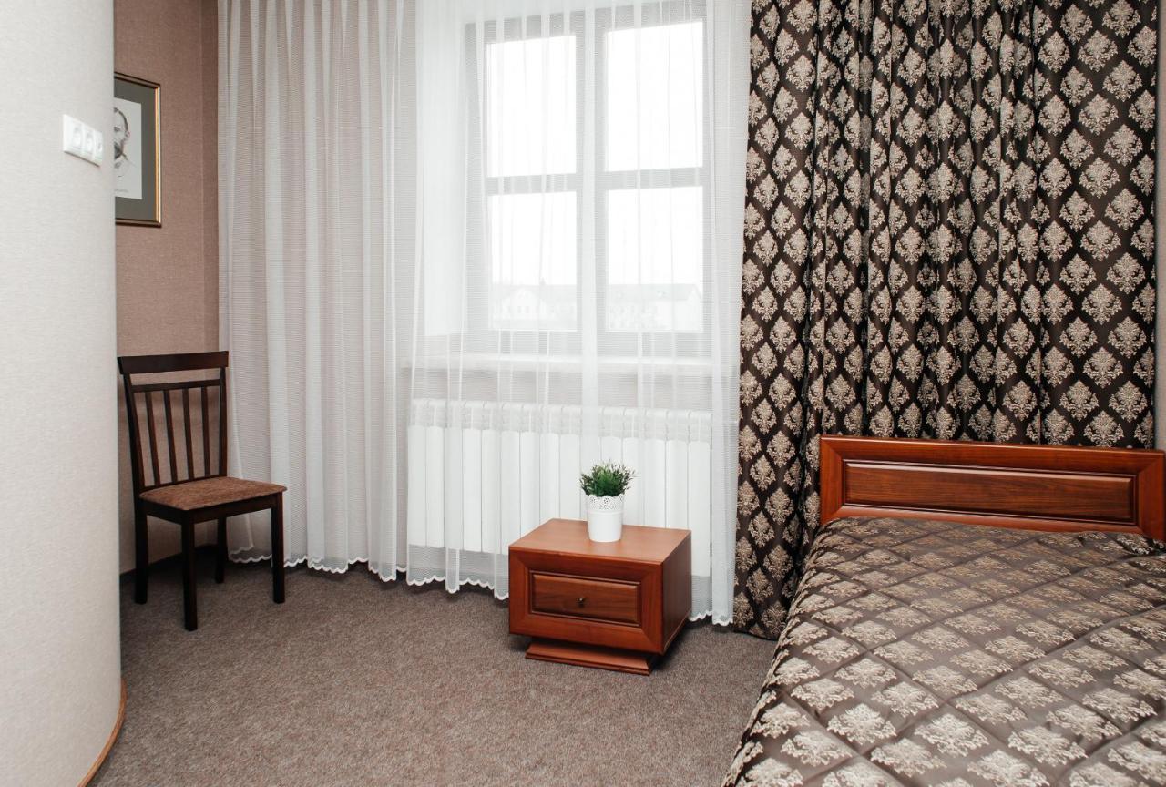 Belastok Hotel Nyaszvizs Kültér fotó