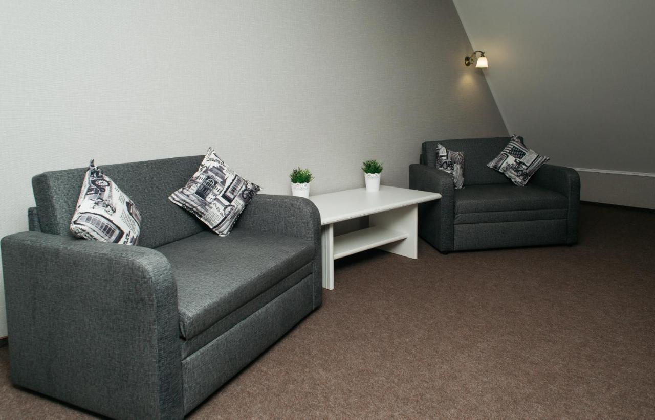 Belastok Hotel Nyaszvizs Kültér fotó