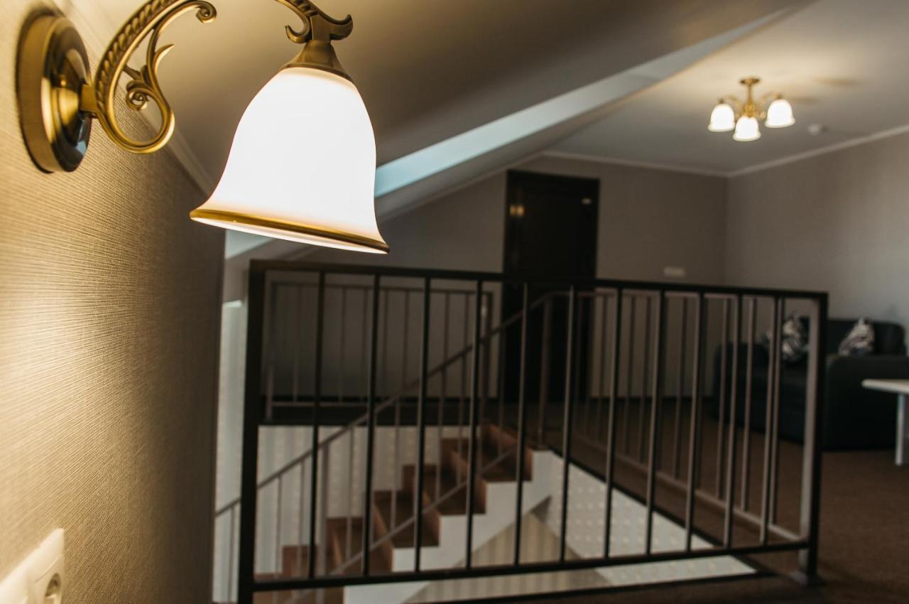 Belastok Hotel Nyaszvizs Kültér fotó