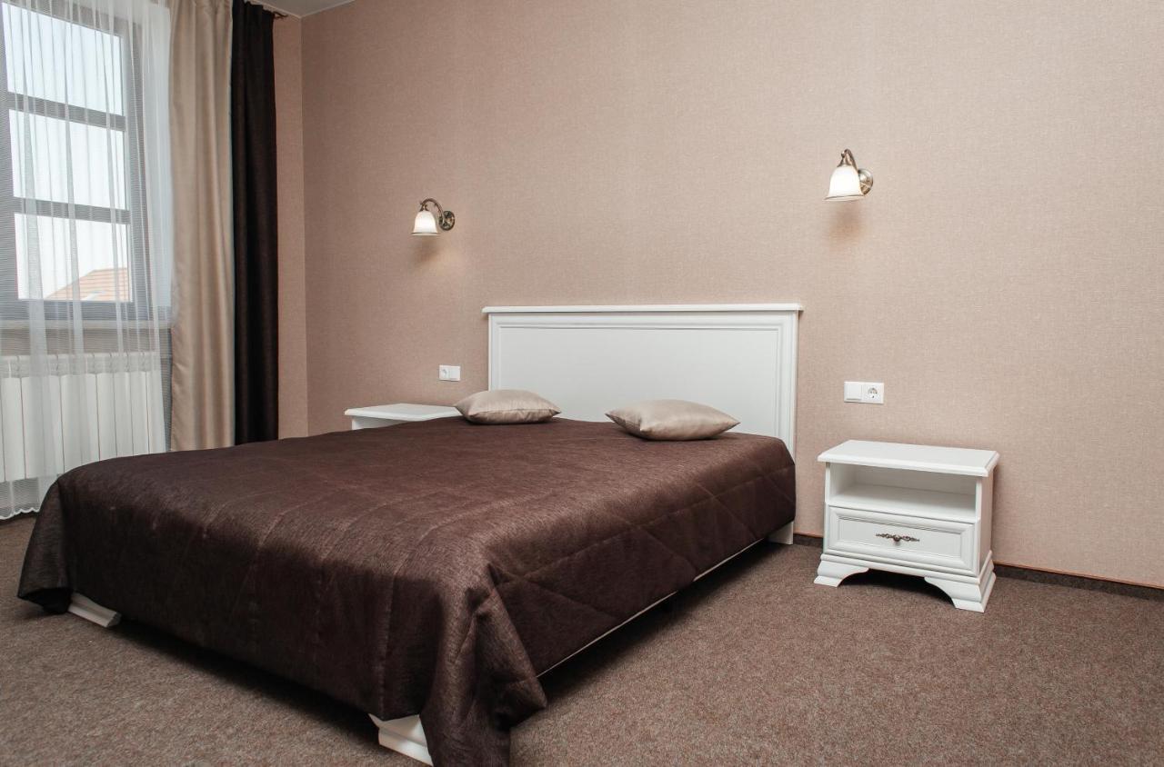 Belastok Hotel Nyaszvizs Kültér fotó