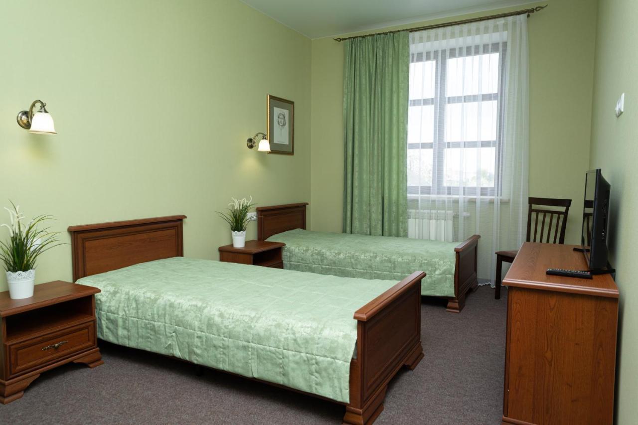 Belastok Hotel Nyaszvizs Kültér fotó
